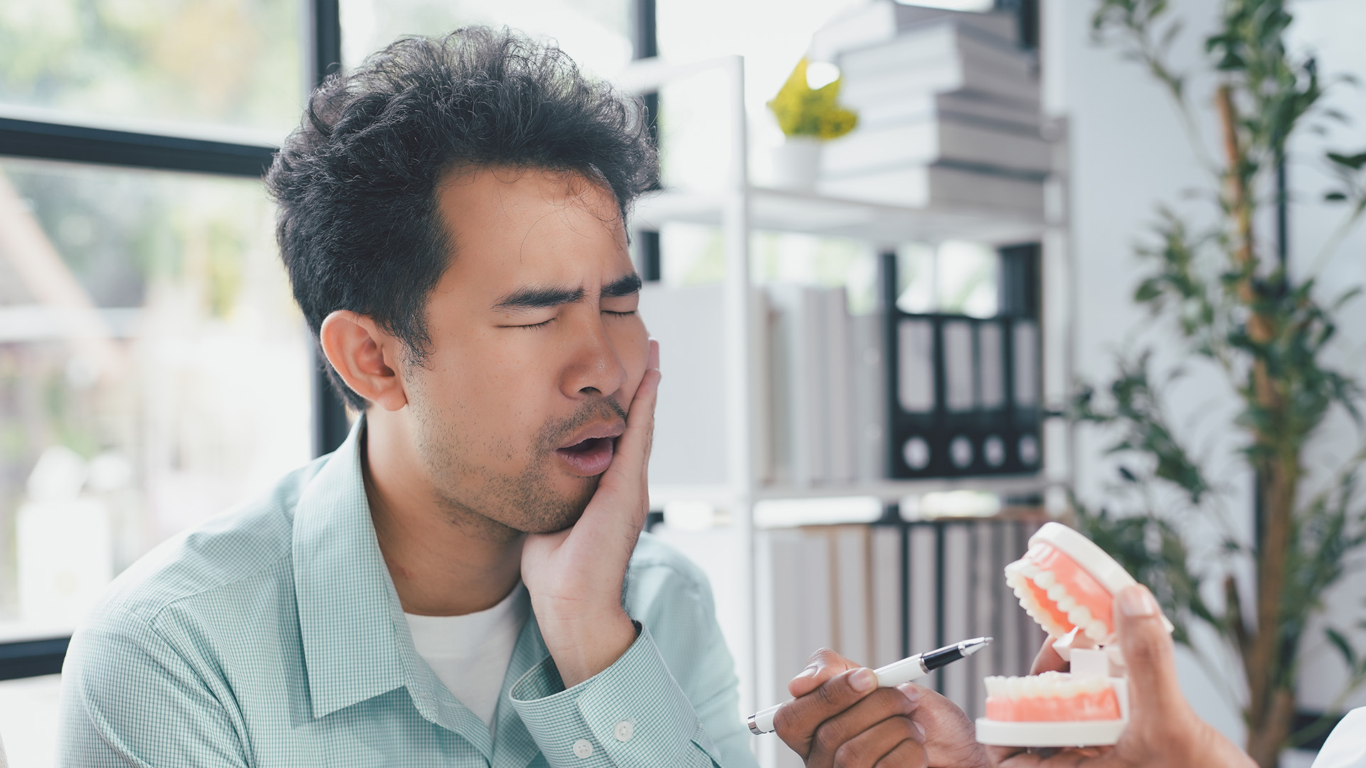 Sakit Gigi, Nanti Juga Bisa Sembuh Sendiri! Benar Gak yaa..??